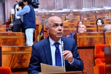 وزير التربية الوطنية والتعليم الأولي والرياضة