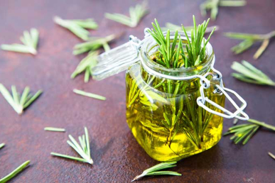 زيت نساقط الشعر