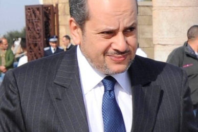 منح ياسين المنصوري نجمة رومانيا